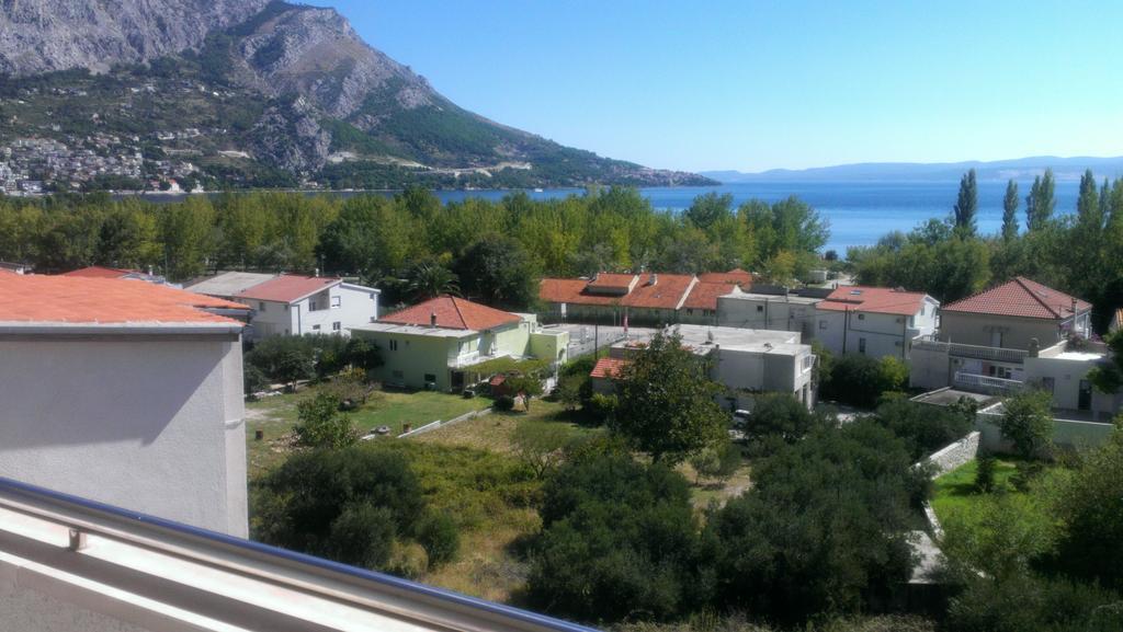 אומיס Apartments Ivka חדר תמונה